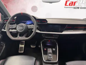 AUDI RS3 Sportback 2.5 TSI quattro S-tronic * Ceramic Bremse *