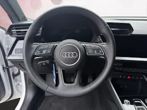 AUDI A3 Sportback 35 TFSI S line Attraction S-tronic * CH-Fahrzeug *
