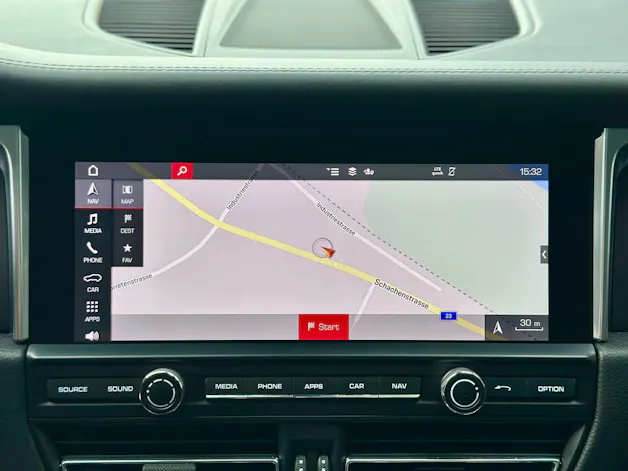 PORSCHE Macan PDK