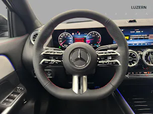 MERCEDES-BENZ GLA 200 Night Star 7G-DCT