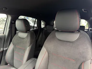 MERCEDES-BENZ GLA 200 Night Star 7G-DCT