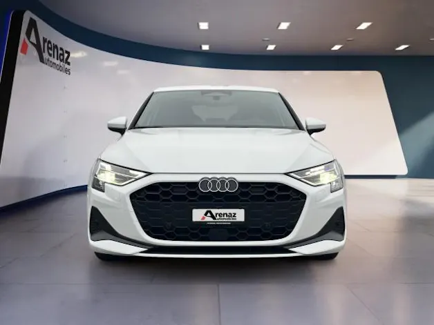 AUDI A3 Sportback TFSI 85 kW Ambition S-tronic
