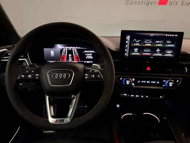 AUDI RS4 Avant quattro tiptronic