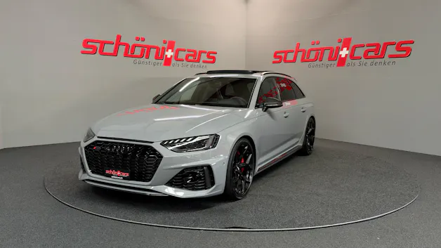 AUDI RS4 Avant quattro tiptronic