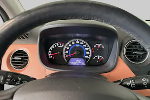 HYUNDAI i10 1.2 Amplia