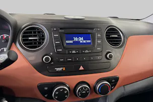 HYUNDAI i10 1.2 Amplia