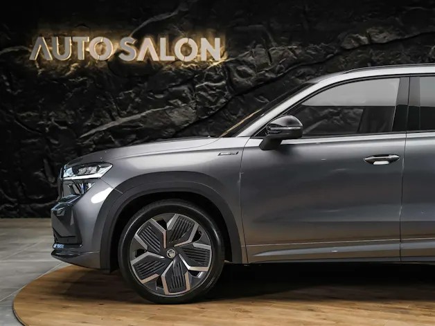 SKODA Kodiaq 2.0 TDI Sportline 4x4 *5 Jahre Werksgarantie*Matrix LED*Lenkradheizung*AHK*