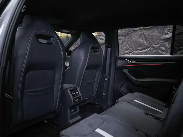 SKODA Kodiaq 2.0 TDI Sportline 4x4 *5 Jahre Werksgarantie*Matrix LED*Lenkradheizung*AHK*