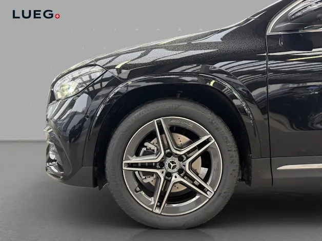 MERCEDES-BENZ GLA 220d 4Matic 8G-DCTSwiss Star