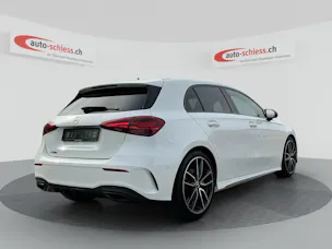 MERCEDES-BENZ A 200 7G-DCT AMG Line Night Paket
