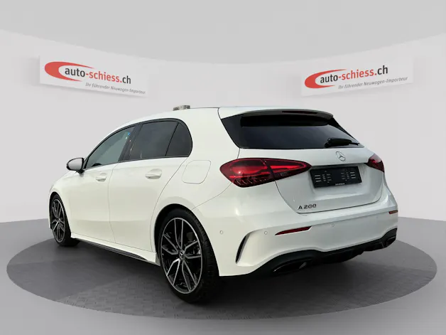 MERCEDES-BENZ A 200 7G-DCT AMG Line Night Paket