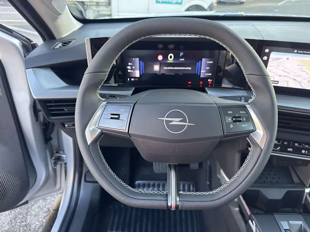 OPEL Frontera-e 54 kWh Ultimate Automat