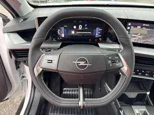 OPEL Frontera-e 54 kWh Ultimate Automat