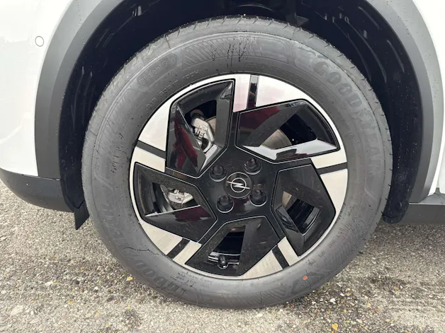 OPEL Frontera-e 54 kWh Ultimate Automat
