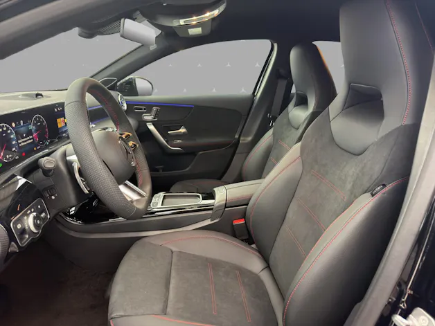 MERCEDES-BENZ A 200 Night Star 7G-DCT