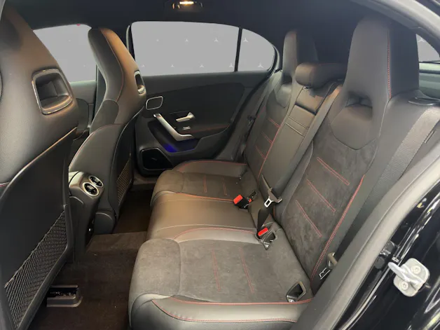 MERCEDES-BENZ A 200 Night Star 7G-DCT