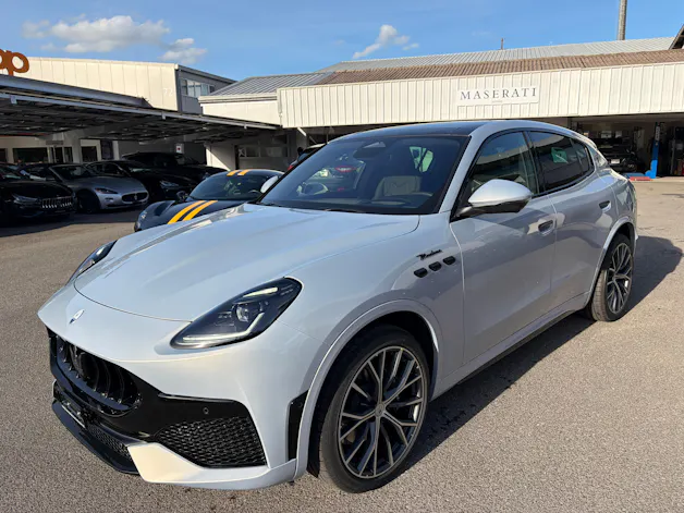 MASERATI Grecale Modena V6