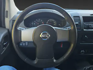 NISSAN Navara Double Cab XE 2.5 dCi 4WD