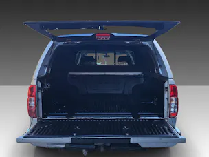 NISSAN Navara Double Cab XE 2.5 dCi 4WD