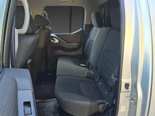 NISSAN Navara Double Cab XE 2.5 dCi 4WD
