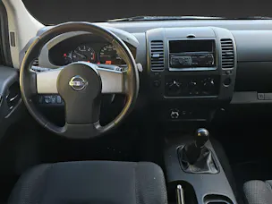 NISSAN Navara Double Cab XE 2.5 dCi 4WD