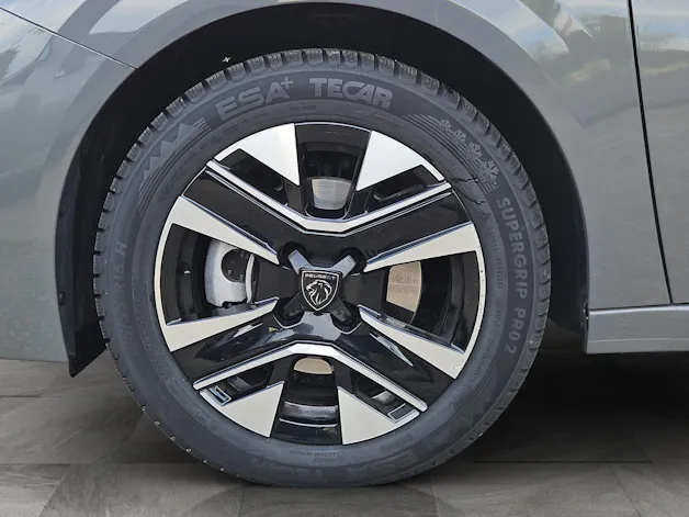 PEUGEOT Allure Premium