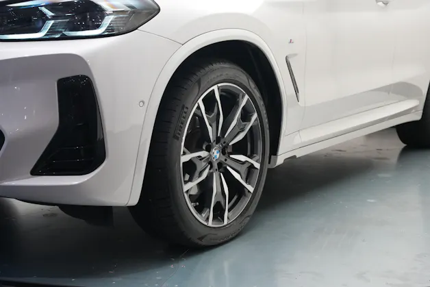BMW X3 xDrive 48V 20d M Sport *CH-Fahrzeug* *Carbon* *Panorama* *AHK*