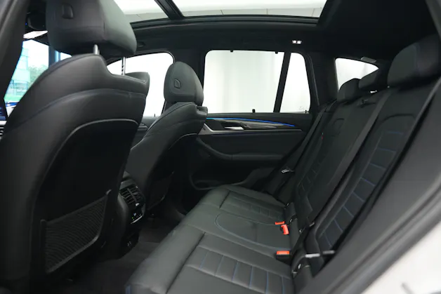 BMW X3 xDrive 48V 20d M Sport *CH-Fahrzeug* *Carbon* *Panorama* *AHK*