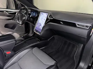 Tesla Model X 75 D | CH | 7Plätzer |