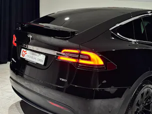 Tesla Model X 75 D | CH | 7Plätzer |