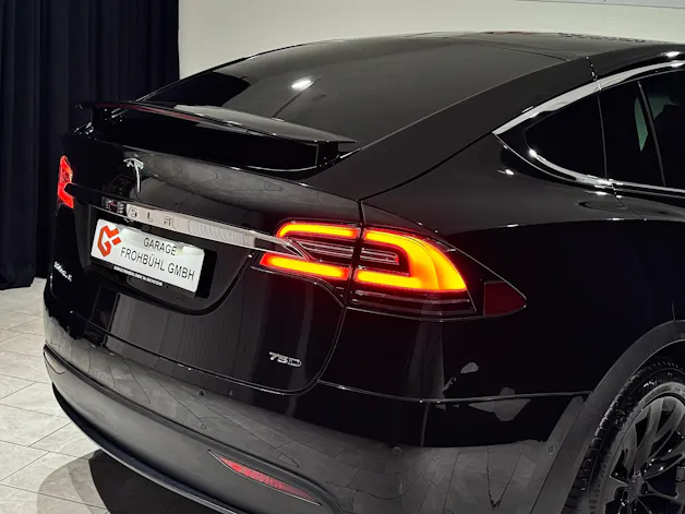 Tesla Model X 75 D | CH | 7Plätzer |