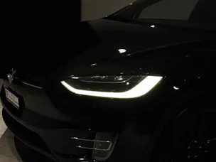Tesla Model X 75 D | CH | 7Plätzer |