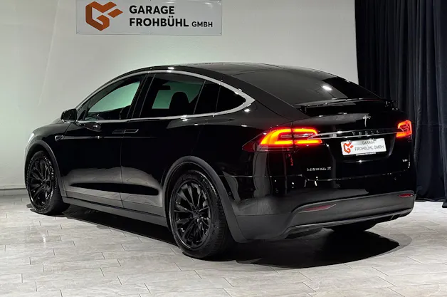 Tesla Model X 75 D | CH | 7Plätzer |
