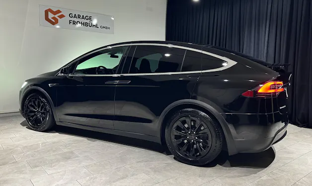 Tesla Model X 75 D | CH | 7Plätzer |