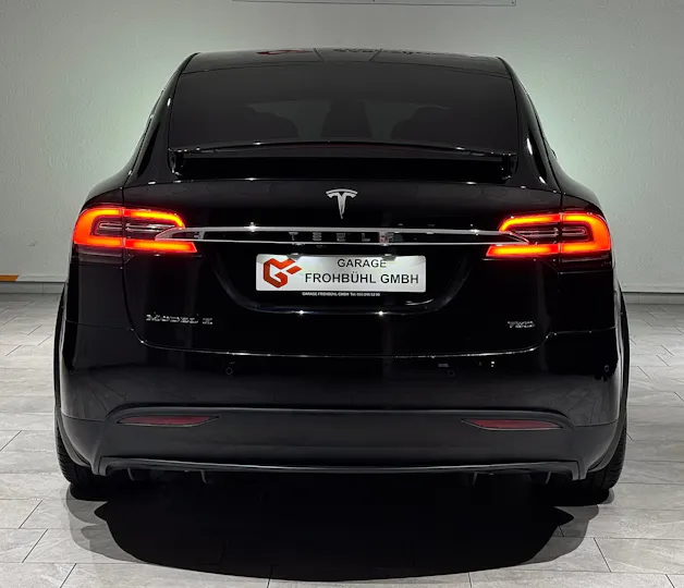 Tesla Model X 75 D | CH | 7Plätzer |