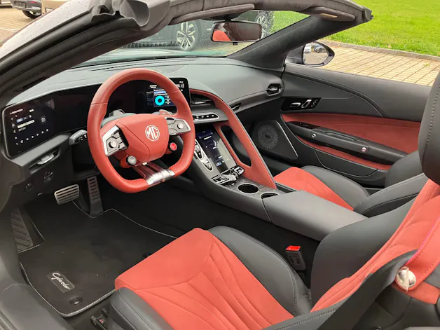MG Cyberster 77kWh 4WD