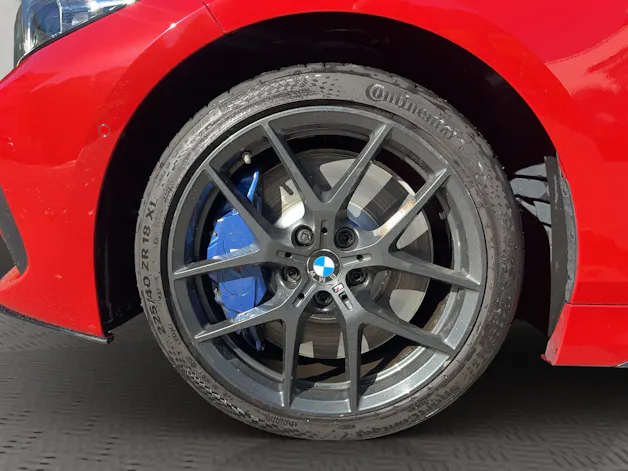 BMW M135i xDrive Steptronic