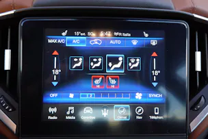 MASERATI Ghibli 3.0 V6 "* CH Auto * Tempomat * Camera recul * Sièges Electriques/mémoire * GPS * Phares LED * 8 Roues *"