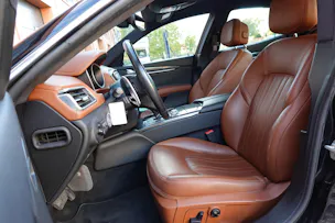 MASERATI Ghibli 3.0 V6 "* CH Auto * Tempomat * Camera recul * Sièges Electriques/mémoire * GPS * Phares LED * 8 Roues *"