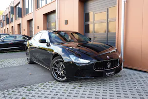 MASERATI Ghibli 3.0 V6 "* CH Auto * Tempomat * Camera recul * Sièges Electriques/mémoire * GPS * Phares LED * 8 Roues *"