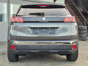 PEUGEOT 3008 1.2 PureTech Allure EAT8