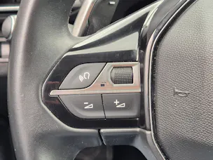 PEUGEOT 3008 1.2 PureTech Allure EAT8