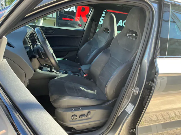 CUPRA Ateca 2.0 TSI 4Drive *** ANHÄNGERKUPPLUNG & PANORAMADACH ***