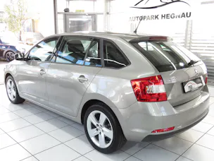 SKODA Rapid Spaceback 1.2 TSI Ambition
