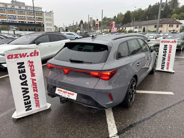 CUPRA LEON ST 2.0 TSi VZ 333PS 4Drive DSG-Automat
