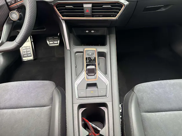 CUPRA LEON ST 2.0 TSi VZ 333PS 4Drive DSG-Automat