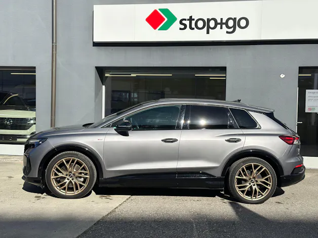 AUDI Q4 e-tron 45 quattro