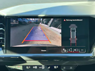 AUDI Q4 e-tron 45 quattro