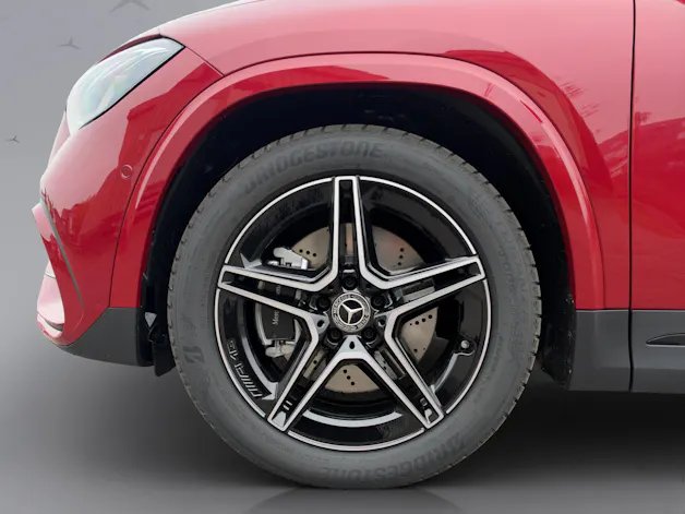 MERCEDES-BENZ GLA-Klasse H247 GLA 250 Swiss Star AMG Line 4matic