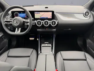 MERCEDES-BENZ GLA-Klasse H247 GLA 250 Swiss Star AMG Line 4matic